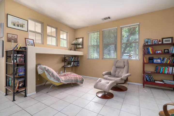 255 Channel Islands Dr Camarillo