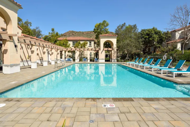 255 Channel Islands Dr Camarillo