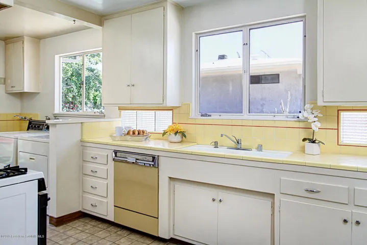 3175 Sunnyslope Blvd 013-mls
