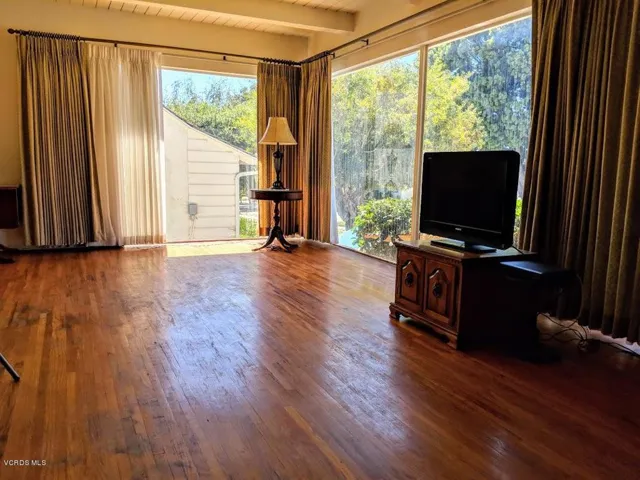 court floor 2
