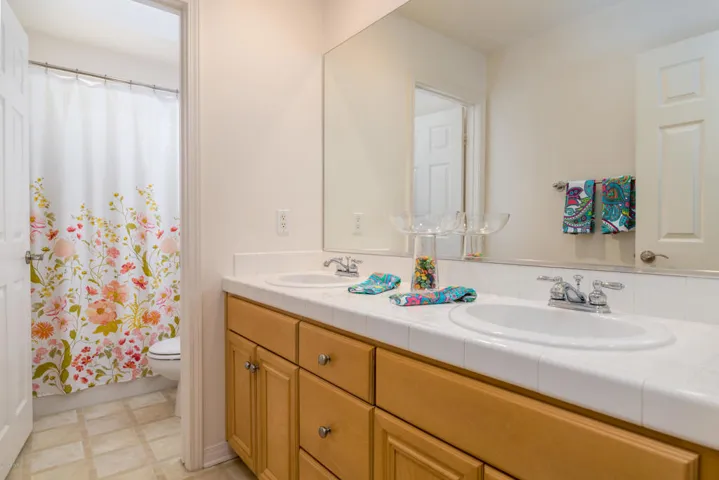 Upstairs Shared Bath
