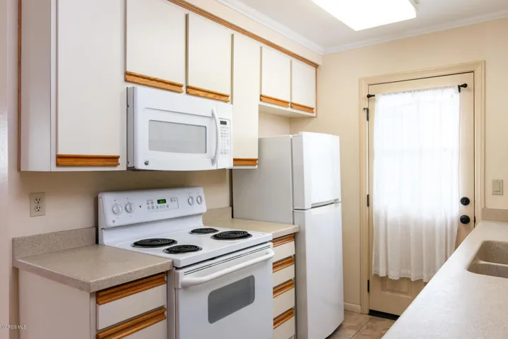 5186 Shenandoah St-008-14-Kitchen-MLS_Si
