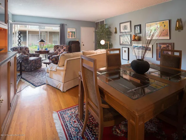 840 E Mendocino St Altadena CA-large-008