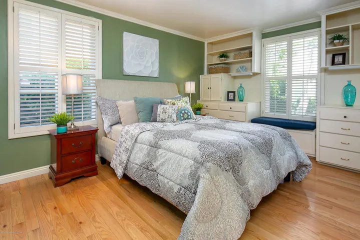 525 S Oakland Ave, Unit 5B 019