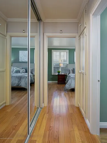 525 S Oakland Ave, Unit 5B 016