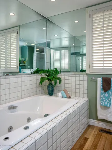 525 S Oakland Ave, Unit 5B 018