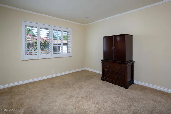 968 S Orange Grove Blvd, Unit B  018-mls
