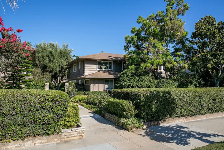 968 S Orange Grove Blvd, Unit B  001-mls