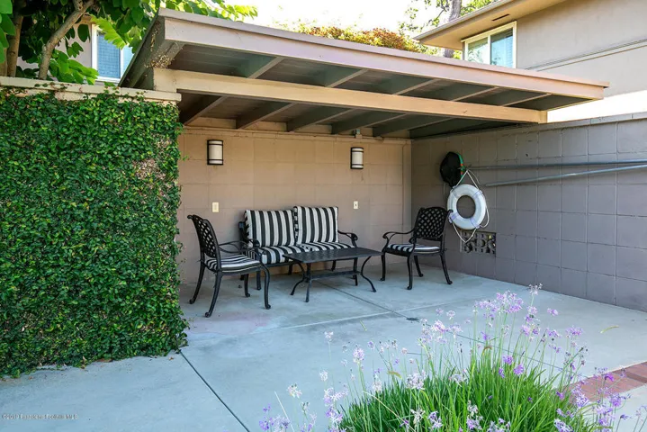 968 S Orange Grove Blvd, Unit B  023-mls