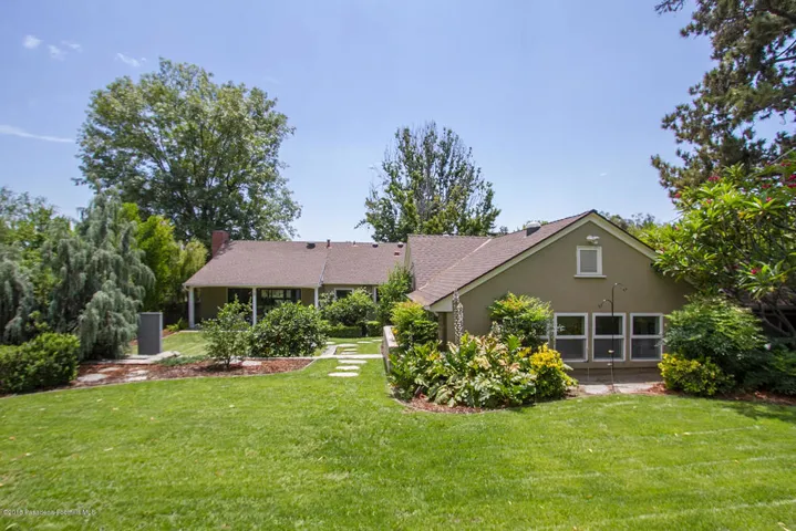 3675 Greenhill Rd 032-mls