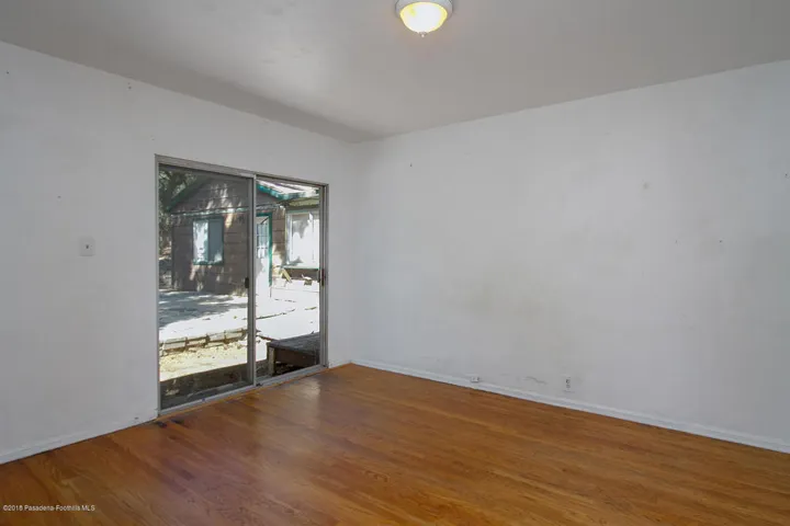 2256 Pinecrest Dr 013-mls