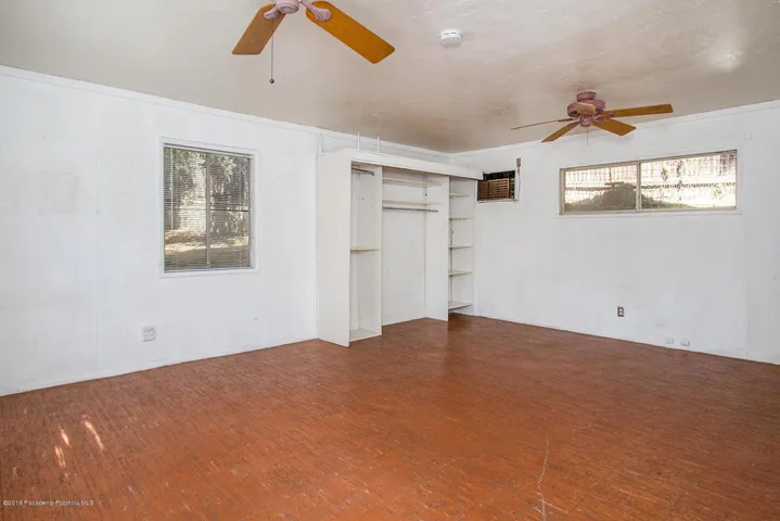2256 Pinecrest Dr 017-mls