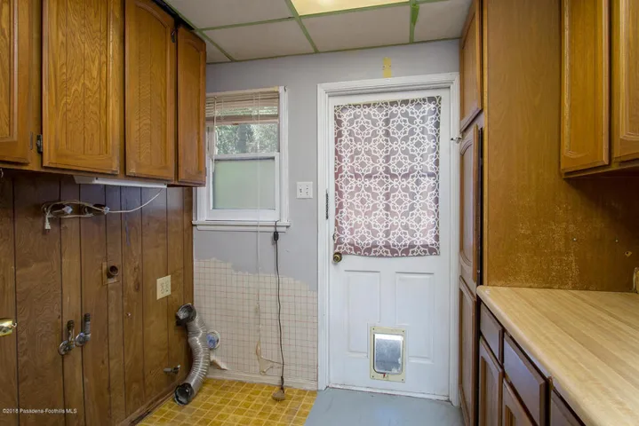 2256 Pinecrest Dr 011-mls