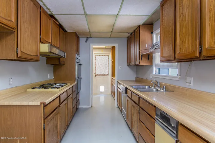 2256 Pinecrest Dr 010-mls