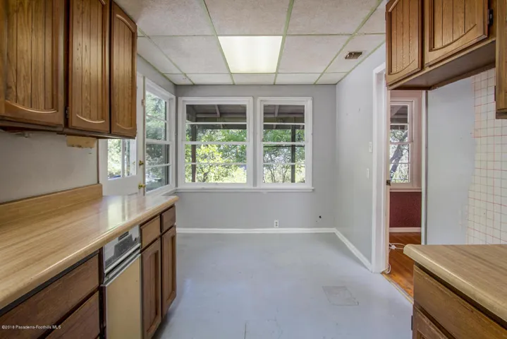 2256 Pinecrest Dr 012-mls