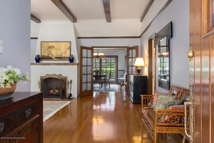 1970 Midwick Dr 008-mls