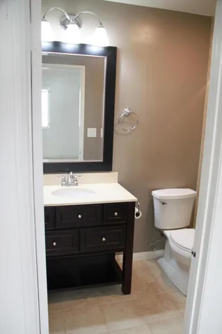 bathroom1b