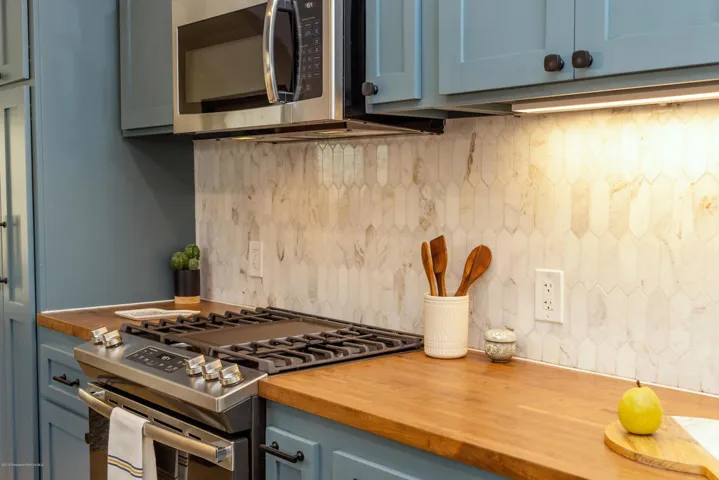 mendota_kitchen02