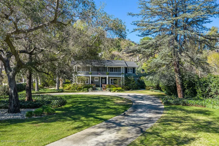 885 Linda Vista Ave 002-mls