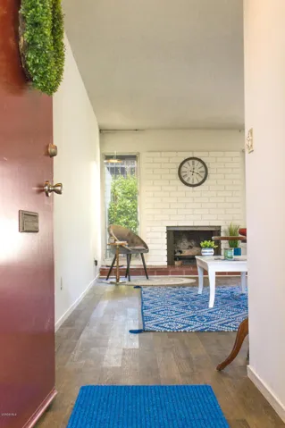 4-The-88-Foyer-Sterling_Granger-Real_Est