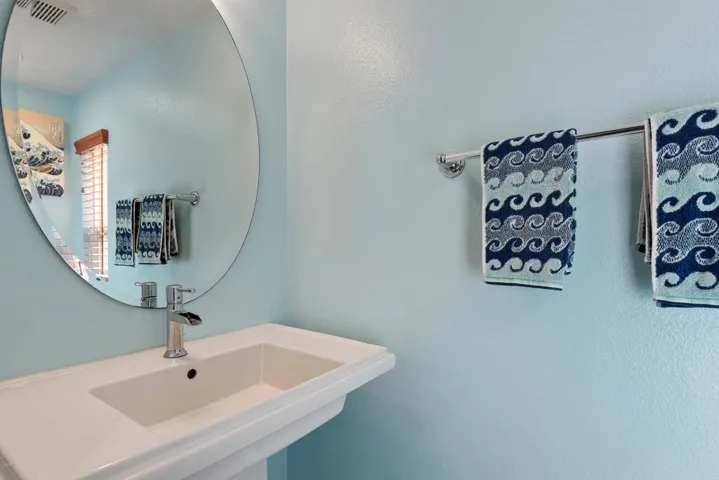 19-Powder Room