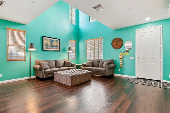 03-Living Room