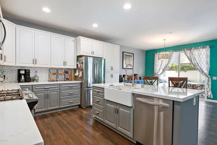 08-Kitchen