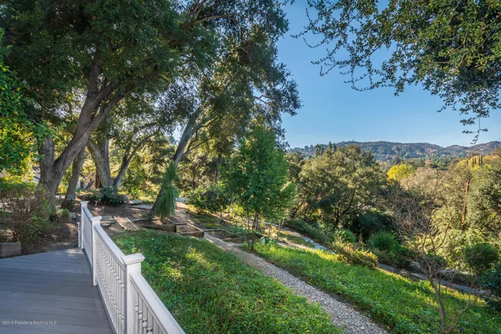 GYP_399 Flintridge Oaks Drive_030_MLS