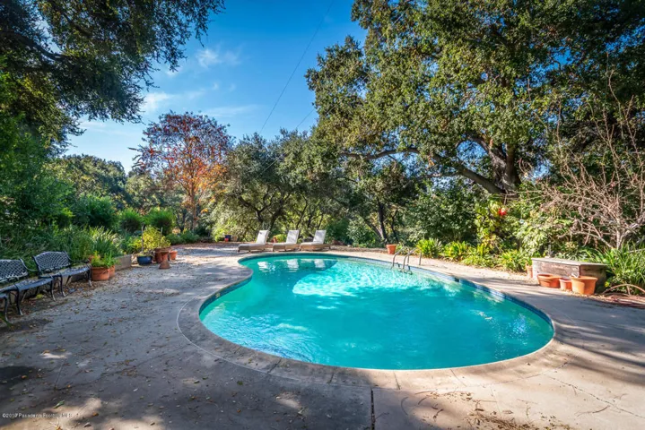 GYP_399 Flintridge Oaks Drive_034_MLS