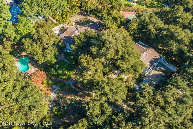 399 Flintridge Oaks Dr La-small-004-006-