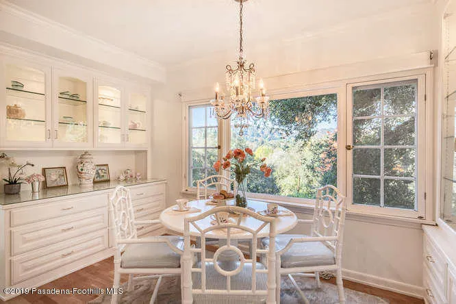 399 Flintridge Oaks Dr La-small-023-032-