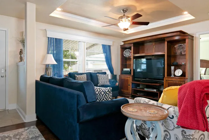 337 Rodgers St-005-009-Living Room-MLS_S