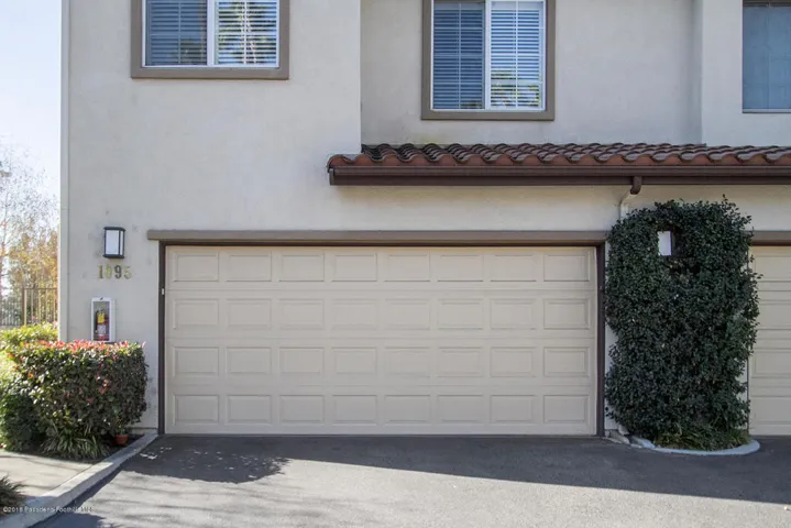 1095 Rosewalk Way 021-mls