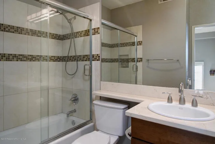 1095 Rosewalk Way 017-mls