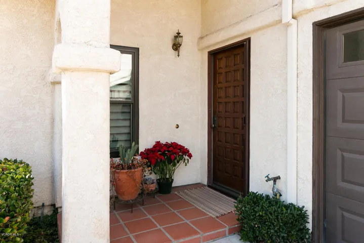 2391 Placita San Leandro-003-010-Front E