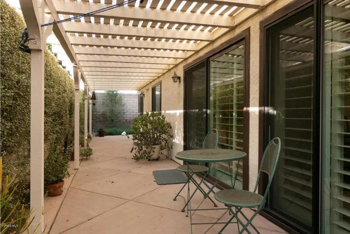 2391 Placita San Leandro-022-026-Patio-M