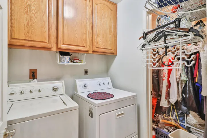 023_Laundry Area