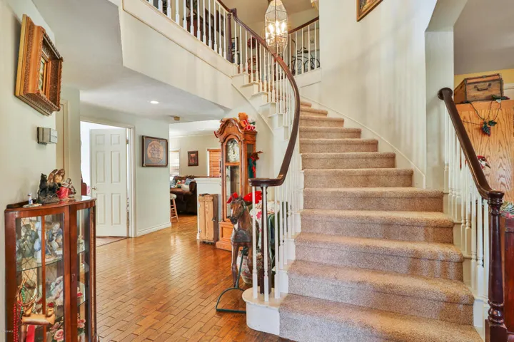 005_The Grand Staircase