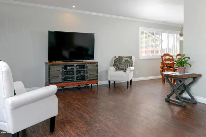 728 Elko Ave-009-001-Living Room-MLS_Siz