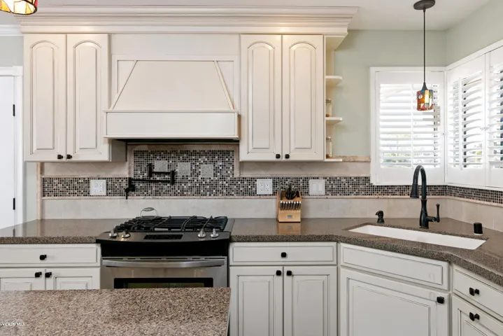 728 Elko Ave-015-017-Kitchen-MLS_Size