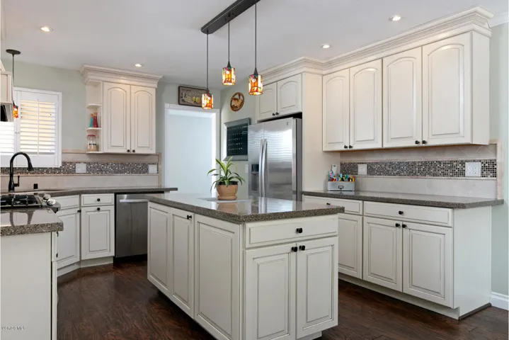 728 Elko Ave-013-014-Kitchen-MLS_Size