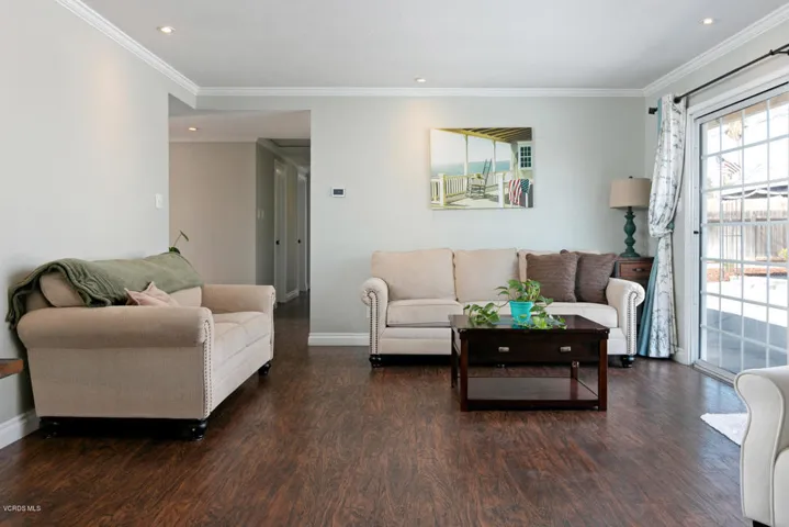 728 Elko Ave-008-008-Living Room-MLS_Siz