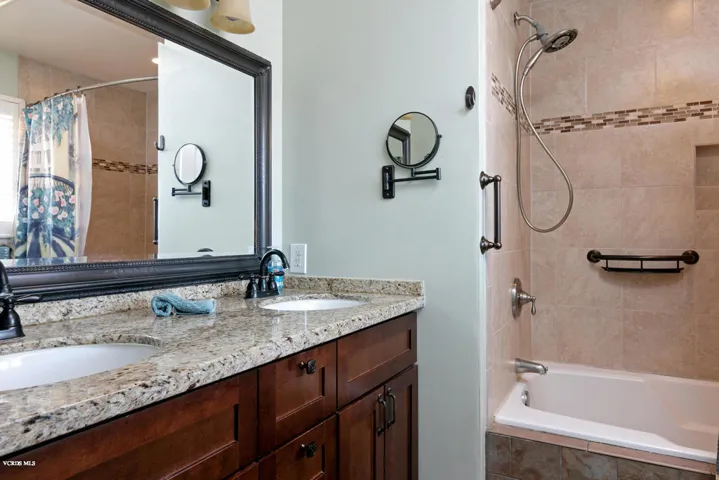728 Elko Ave-018-006-Master Bath-MLS_Siz