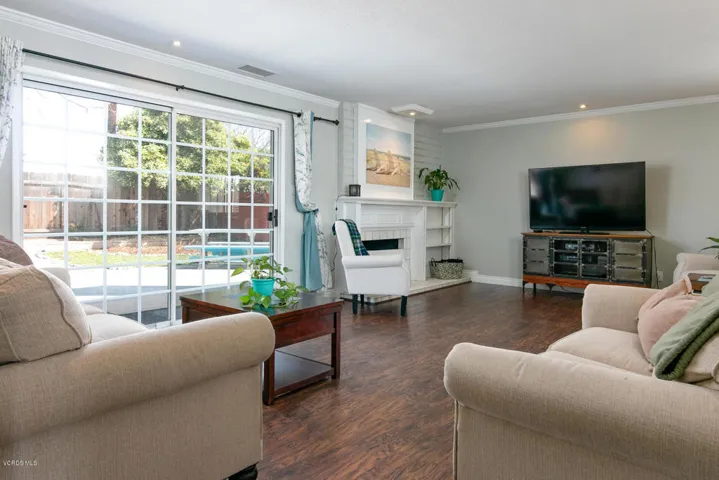 728 Elko Ave-005-021-Living Room-MLS_Siz