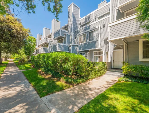1097 Blanche St 1