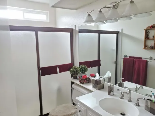 40029 Village 40 Camarillo (17)