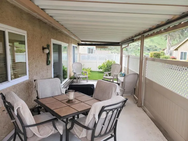 40029 Village 40 Camarillo (19)