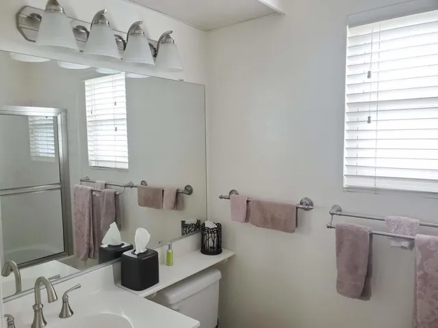 40029 Village 40 Camarillo (14)