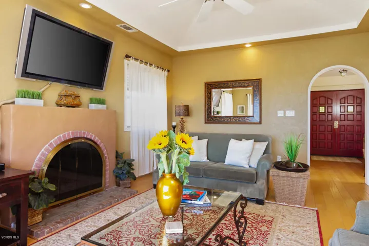 1510 Brodiea Ave-014-004-Living Room-MLS