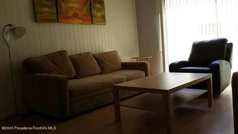 Woodley Living Rm